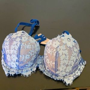 Lacey Victoria secret Bra 32C
